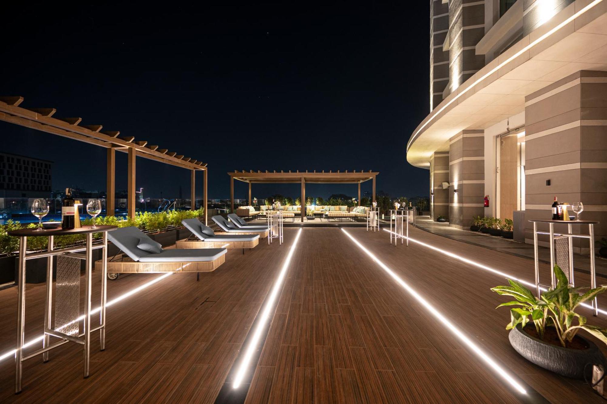 Lyfe Hotel Bhubaneswar Dış mekan fotoğraf